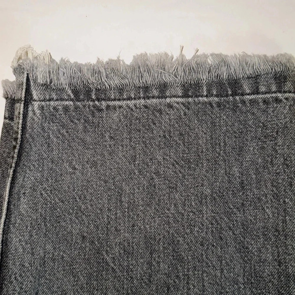 Lucky Brand Relaxed Taper Cropped Jeans - Picture 7 of 7